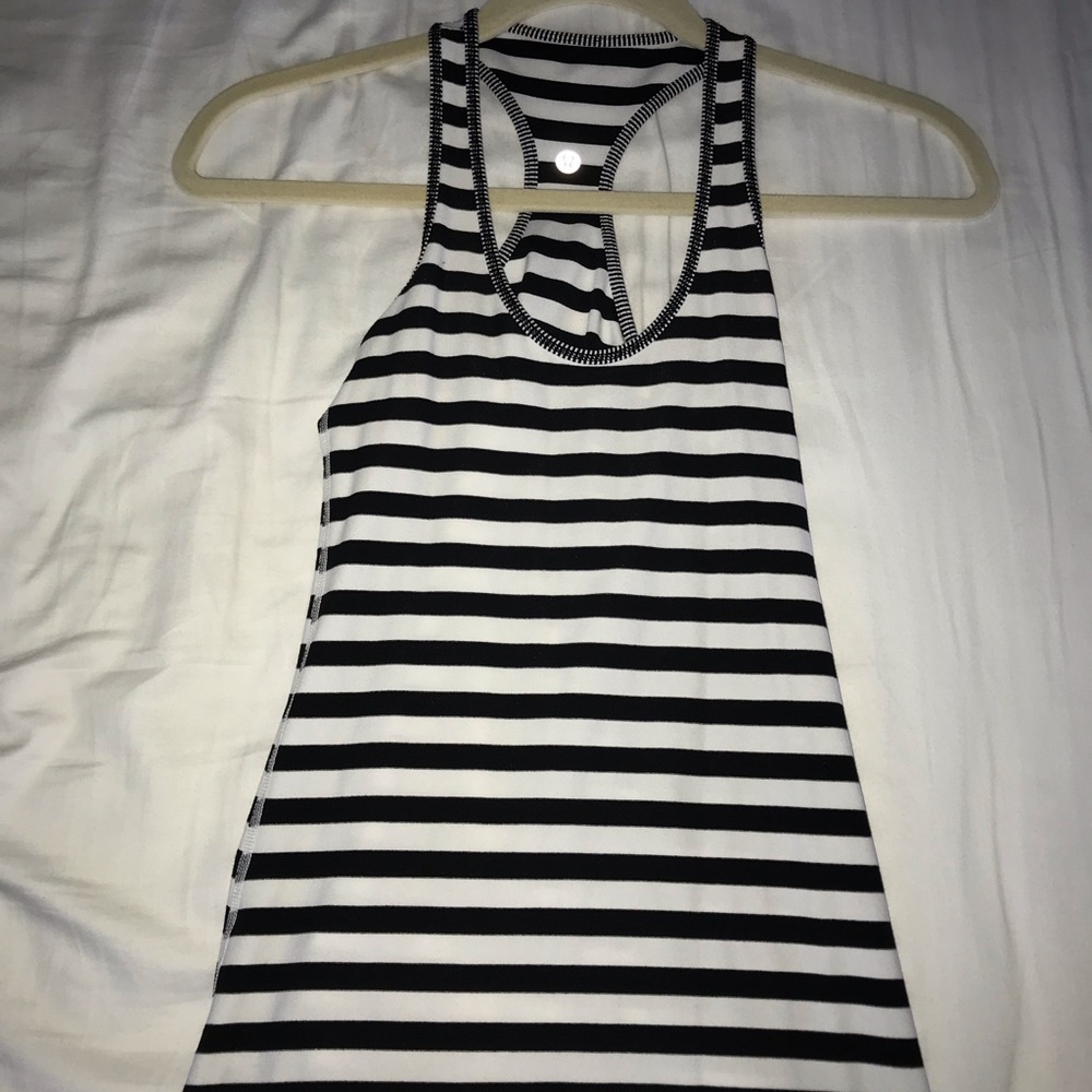 Lululemon black and white stripes tank top